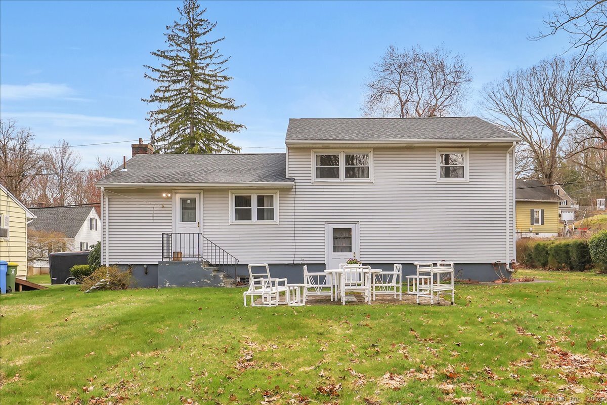 17 Howland Street, Waterbury, Connecticut image 30