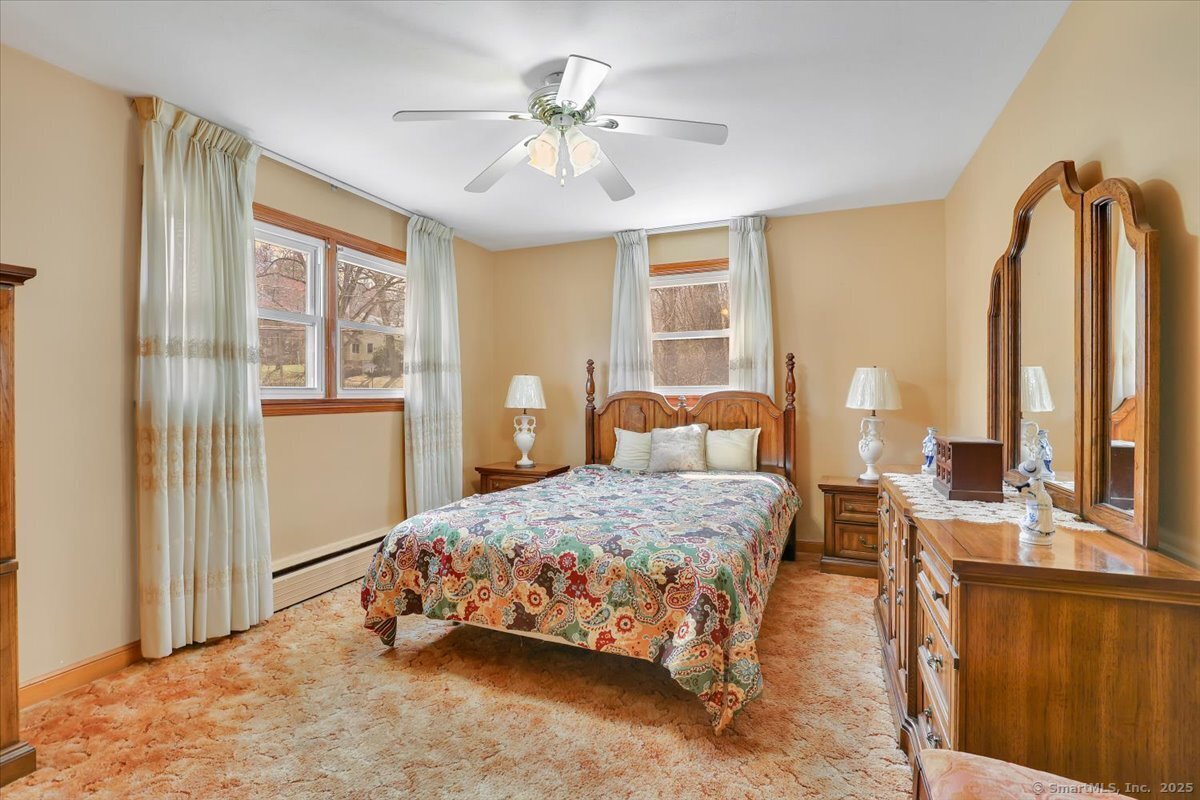 17 Howland Street, Waterbury, Connecticut image 15