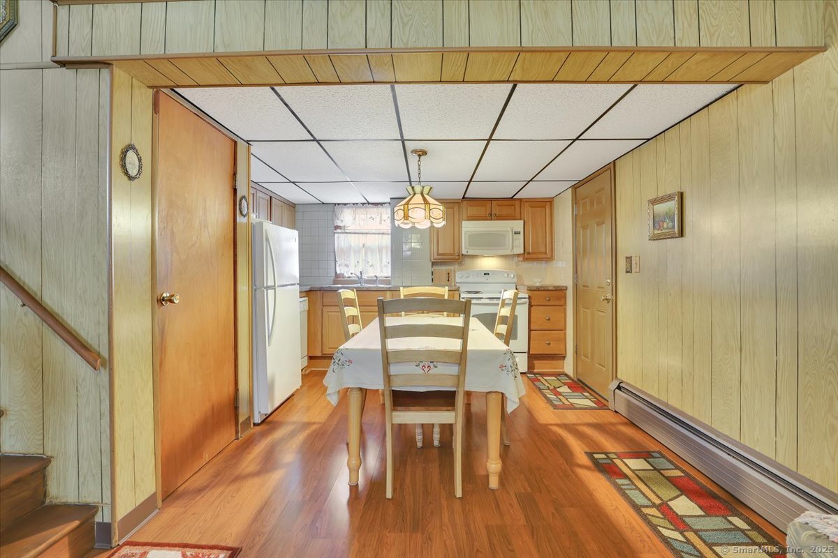 17 Howland Street, Waterbury, Connecticut image 23