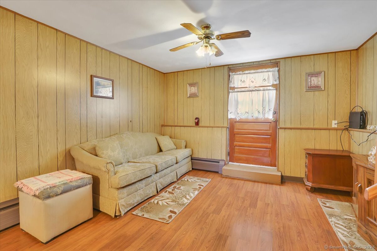 17 Howland Street, Waterbury, Connecticut image 21
