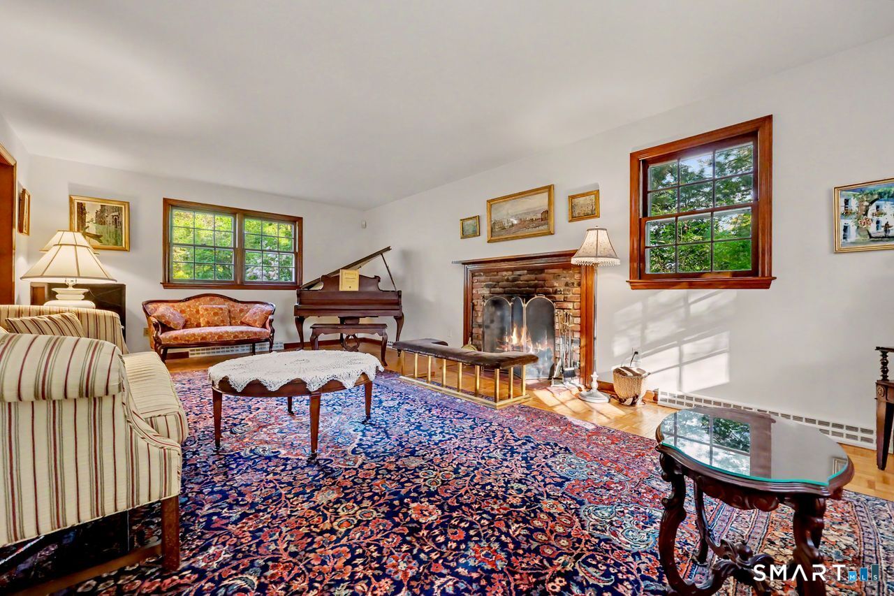 60 Rosebrook Drive