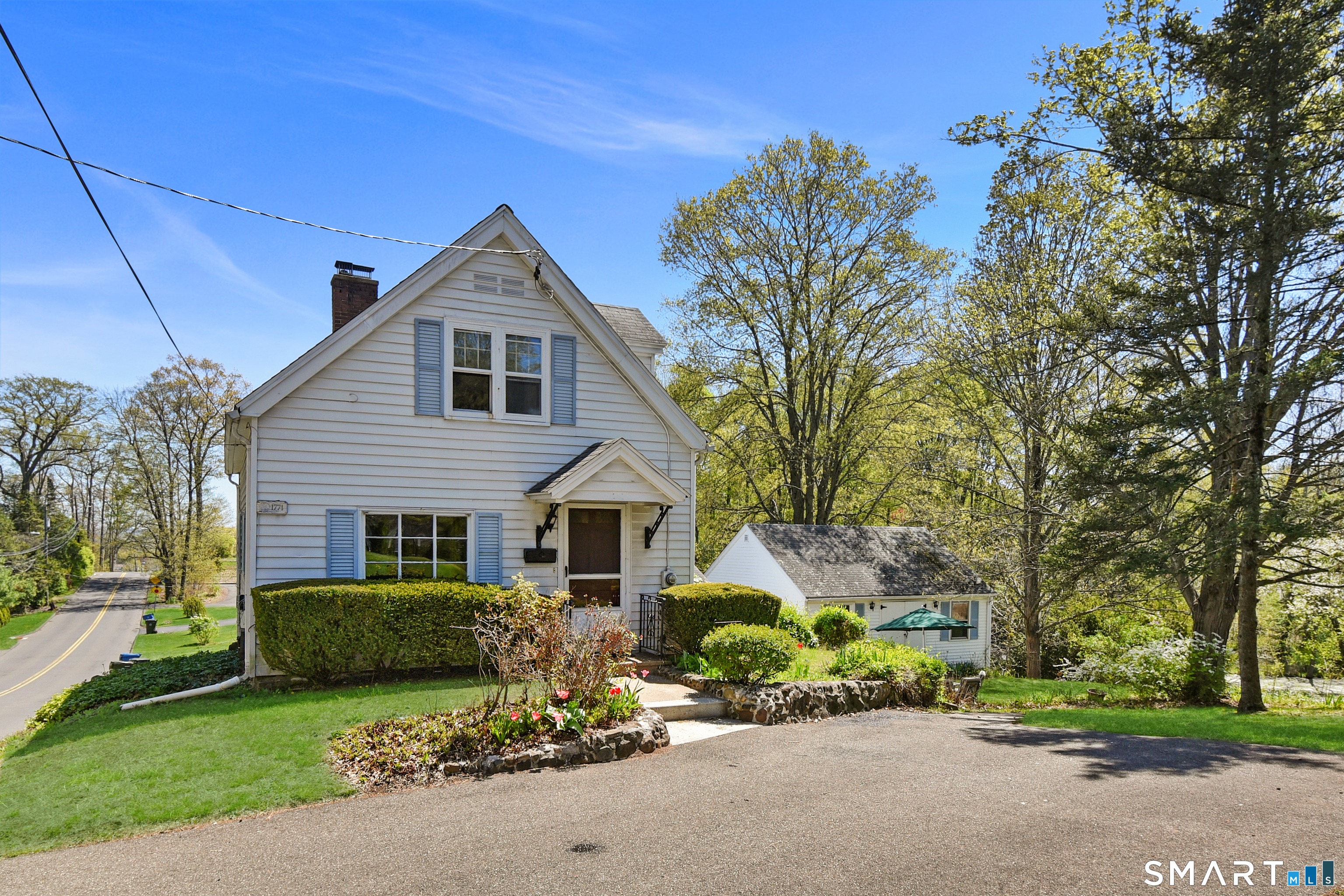 213 Hart Street
