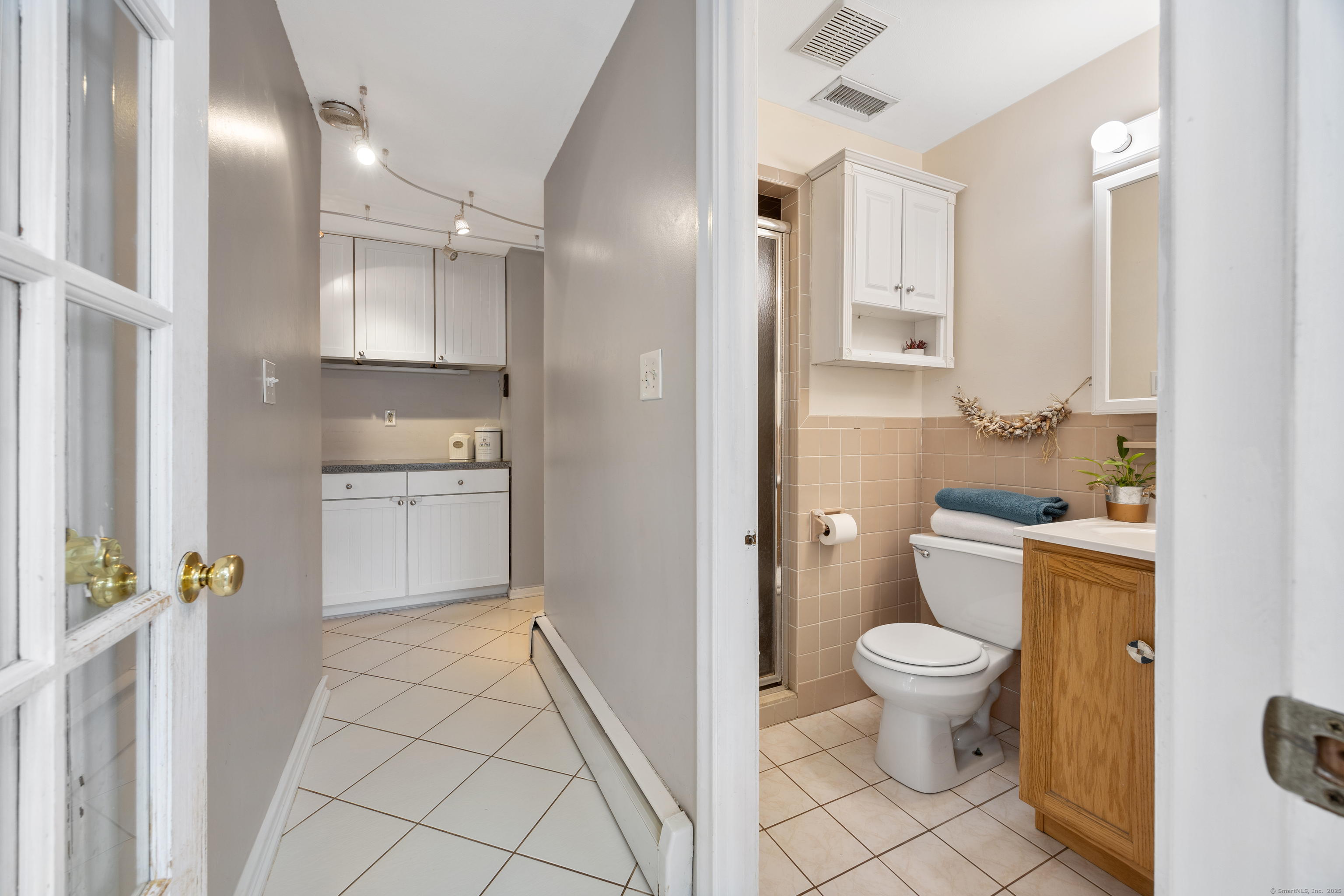 18 Marion Drive, North Haven, Connecticut image 12