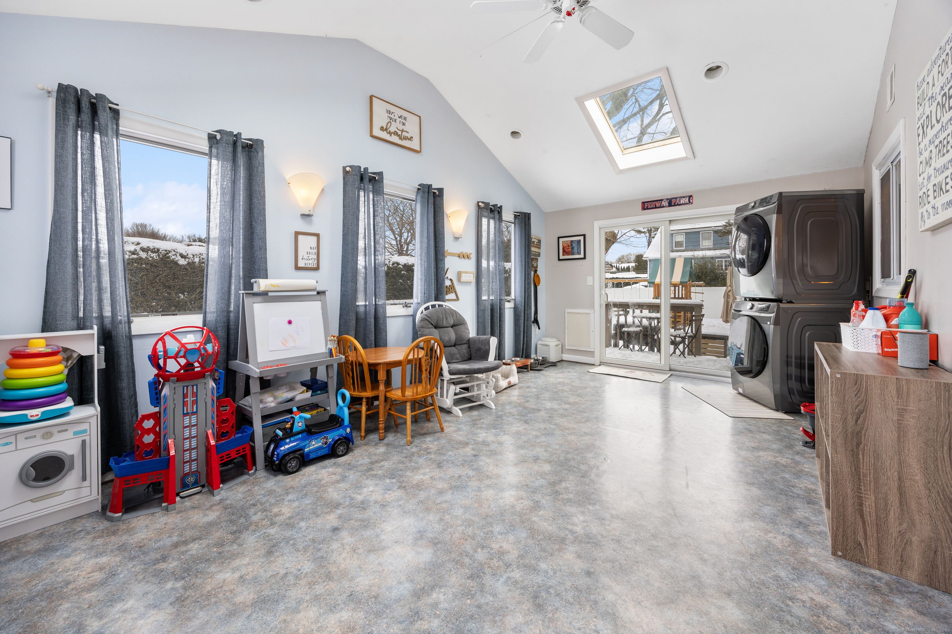 18 Marion Drive, North Haven, Connecticut image 13