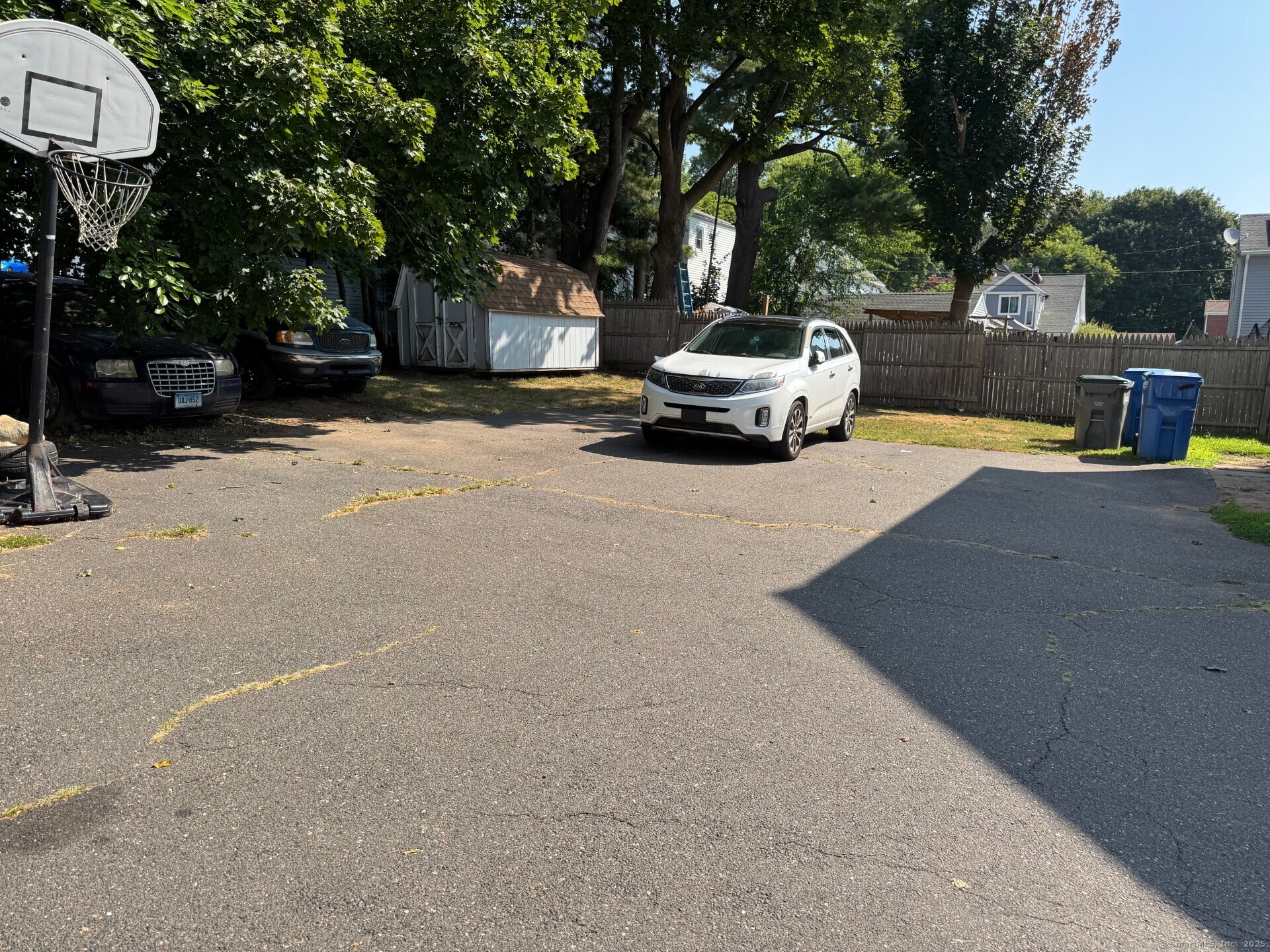 Manchester, Connecticut 06040, United States, 7 Bedrooms Bedrooms, ,2 BathroomsBathrooms,Residential,Coming Soon,193757