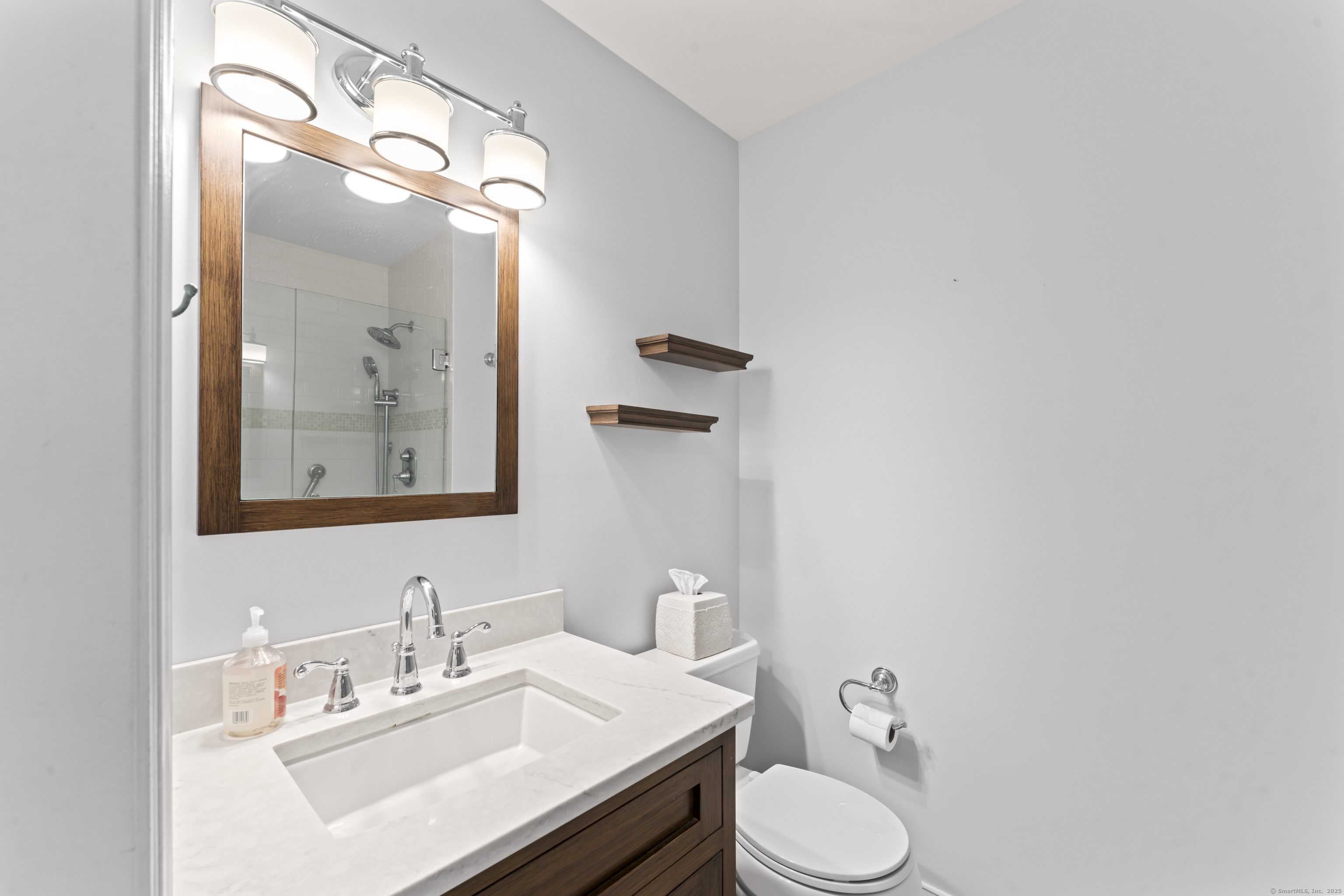 11 Knollwood Drive, Newtown, Connecticut image 22