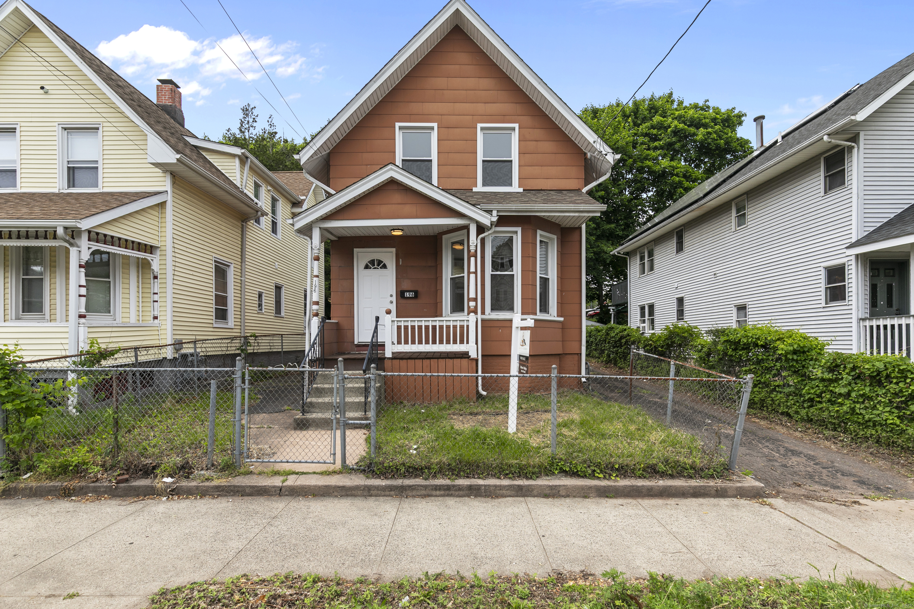 Property for Sale at Farren Avenue, New Haven, Connecticut - Bedrooms: 3 
Bathrooms: 2 
Rooms: 5  - $279,500