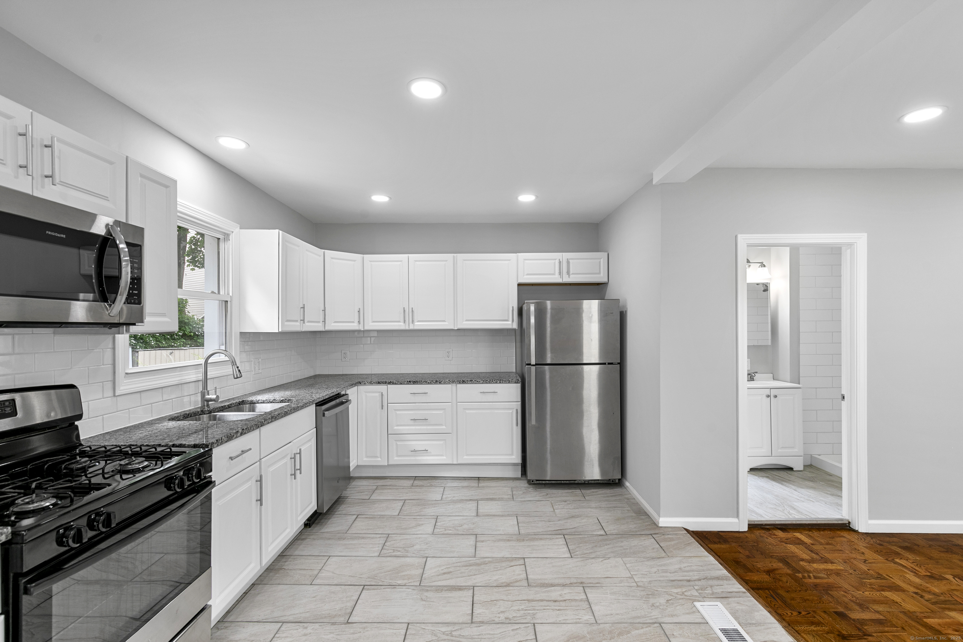 196 Farren Avenue, New Haven, Connecticut image 12