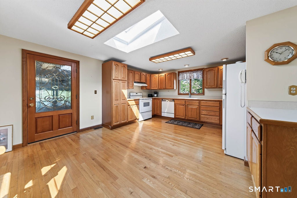 50 Summit Avenue