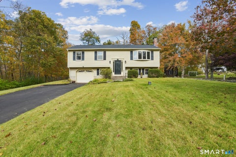 Photo of 32 Wildwood Lane, East Hampton, CT 06424 (MLS # 24216371)