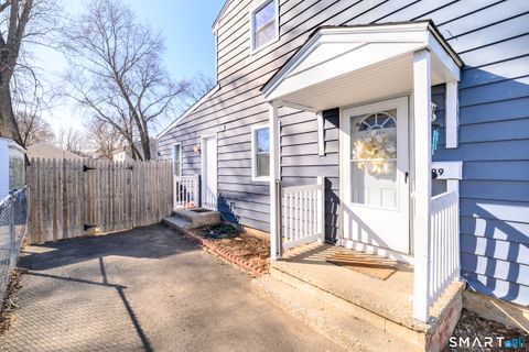 Photo of 99 McGrath Court, Stratford, CT 06615 (MLS # 24161102)