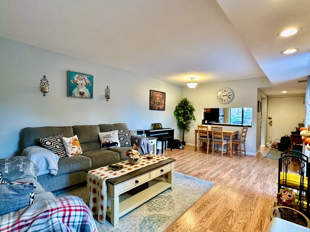 Photo of 30 Orange Road #30, Middletown, CT 06457 (MLS # 24139742)