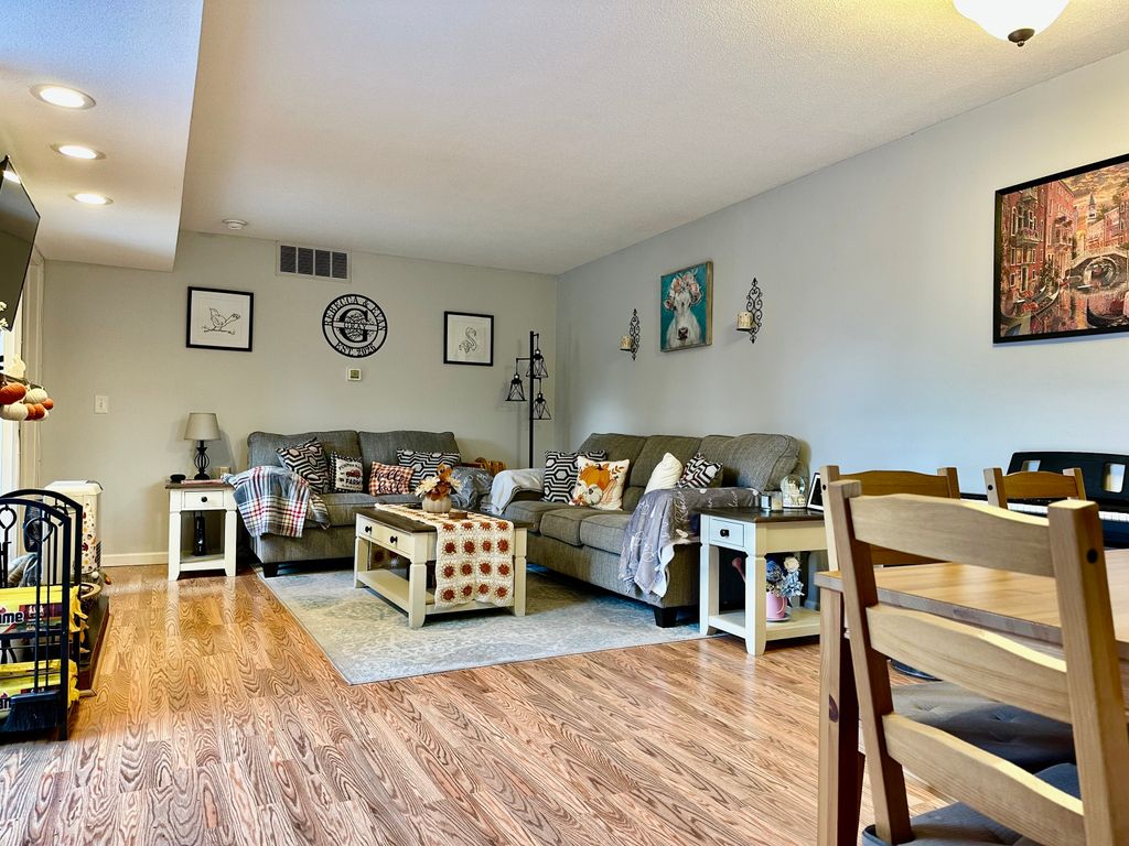 Photo of 30 Orange Road #30, Middletown, CT 06457 (MLS # 24139742)