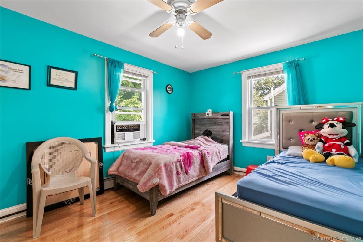 36 Strand Street, Bridgeport, Connecticut image 5