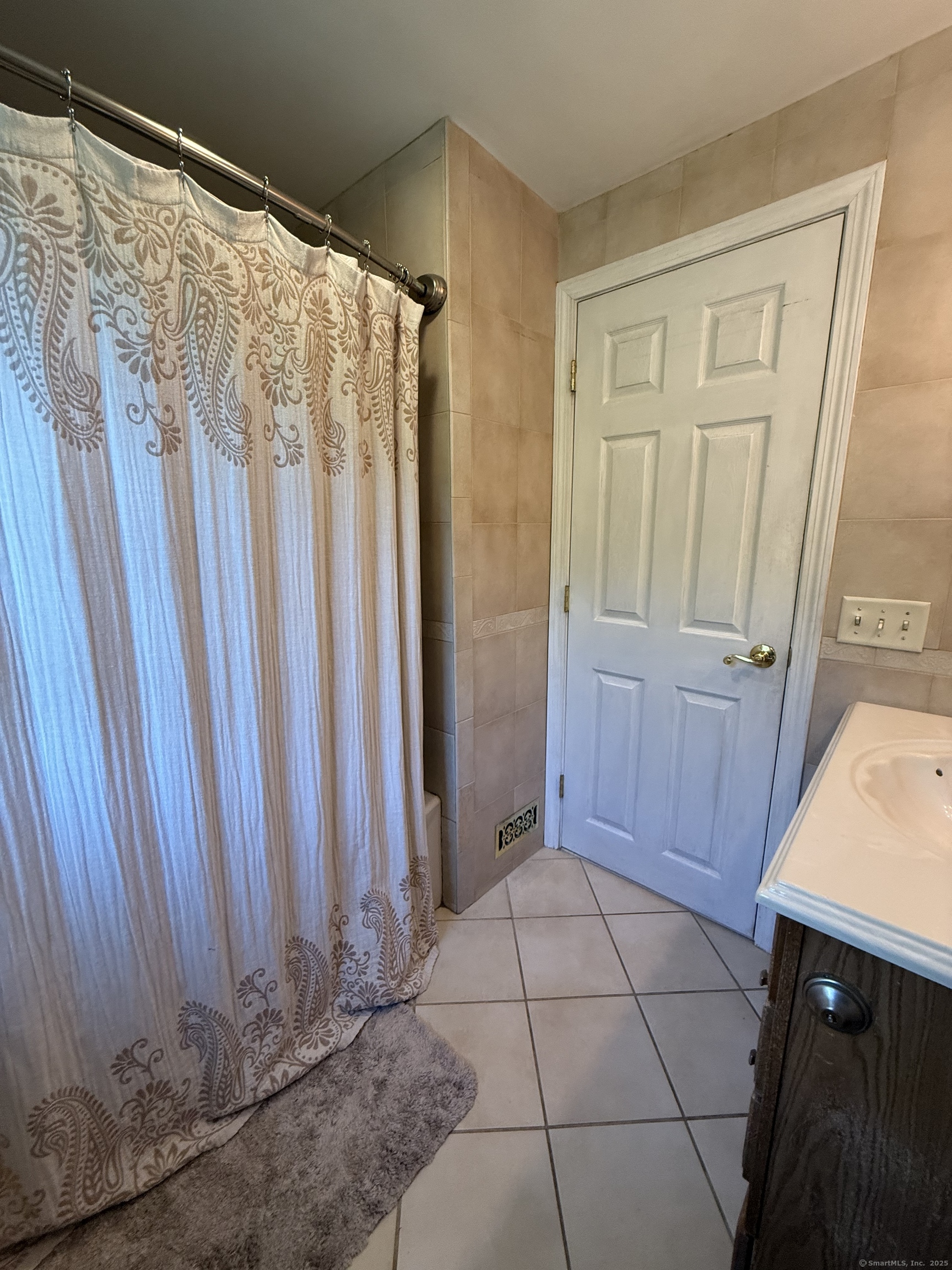120 Quaddick Town Farm Road, Thompson, Connecticut image 32