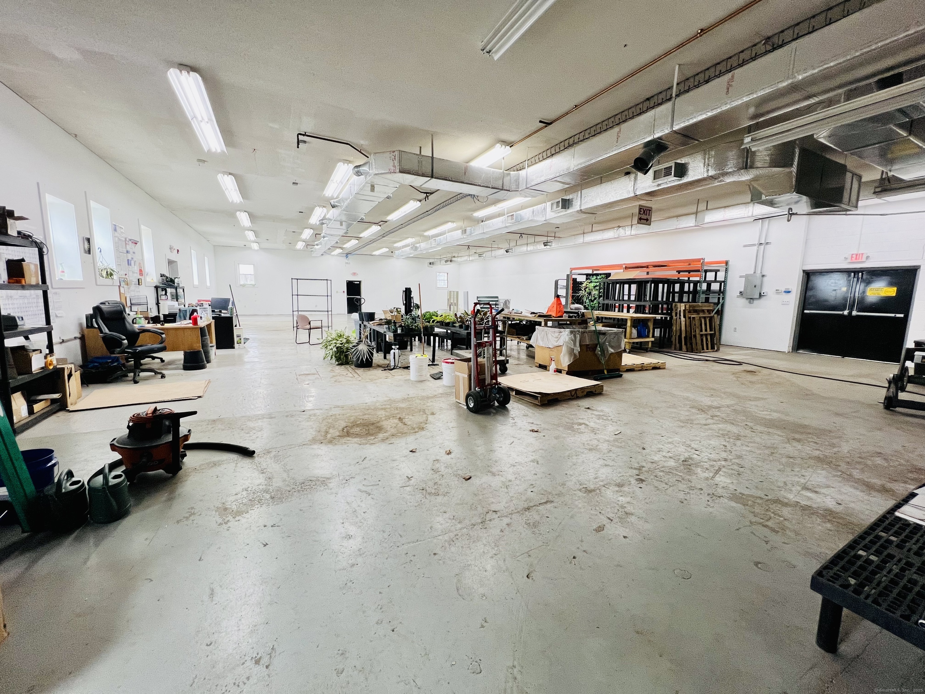 Colchester, Connecticut 06415, United States, 5 Bedrooms Bedrooms, ,5 BathroomsBathrooms,Residential,Active,227604