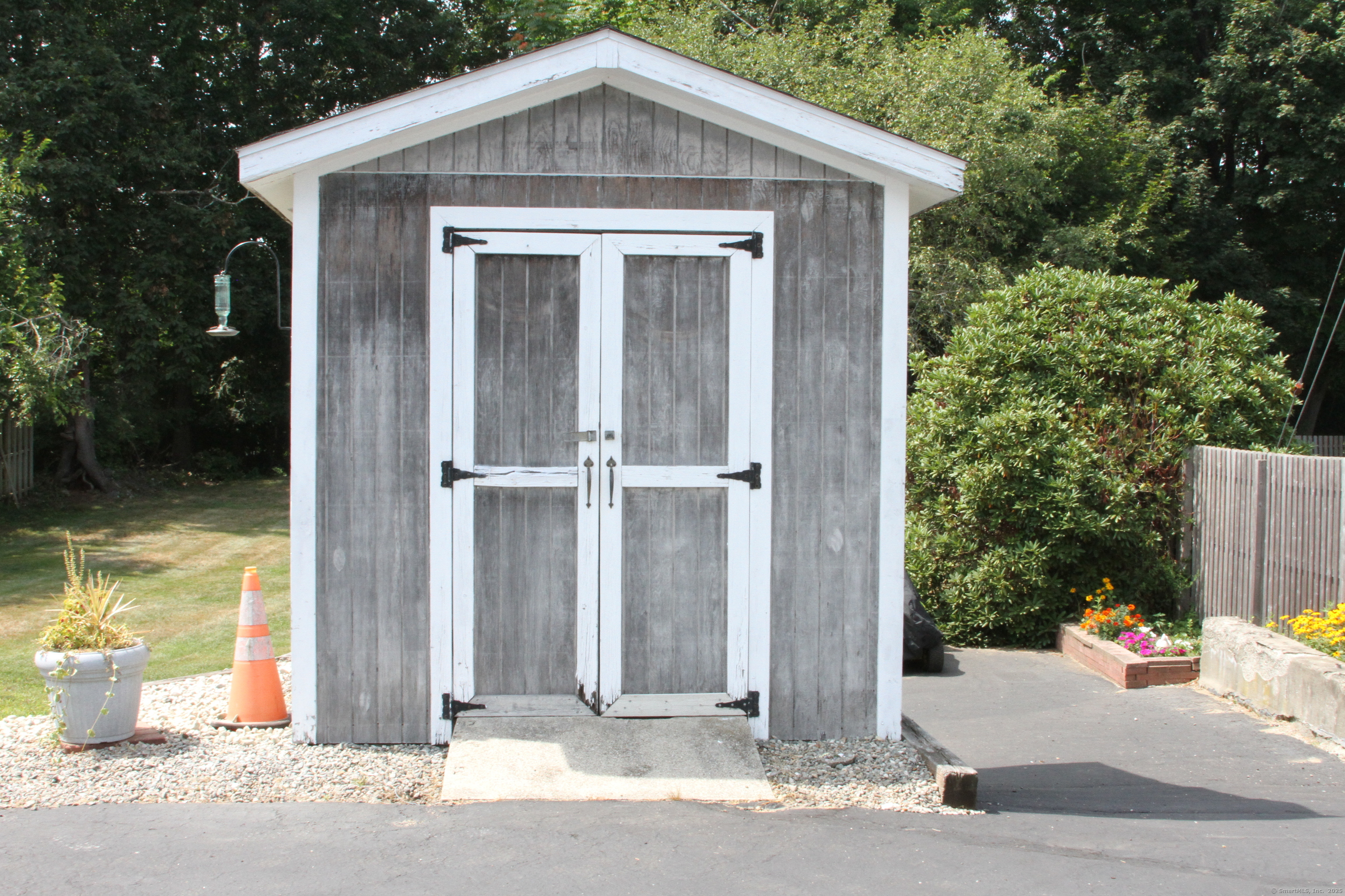 Norwich, Connecticut 06360, United States, 3 Bedrooms Bedrooms, ,1 BathroomBathrooms,Residential,Active,189562