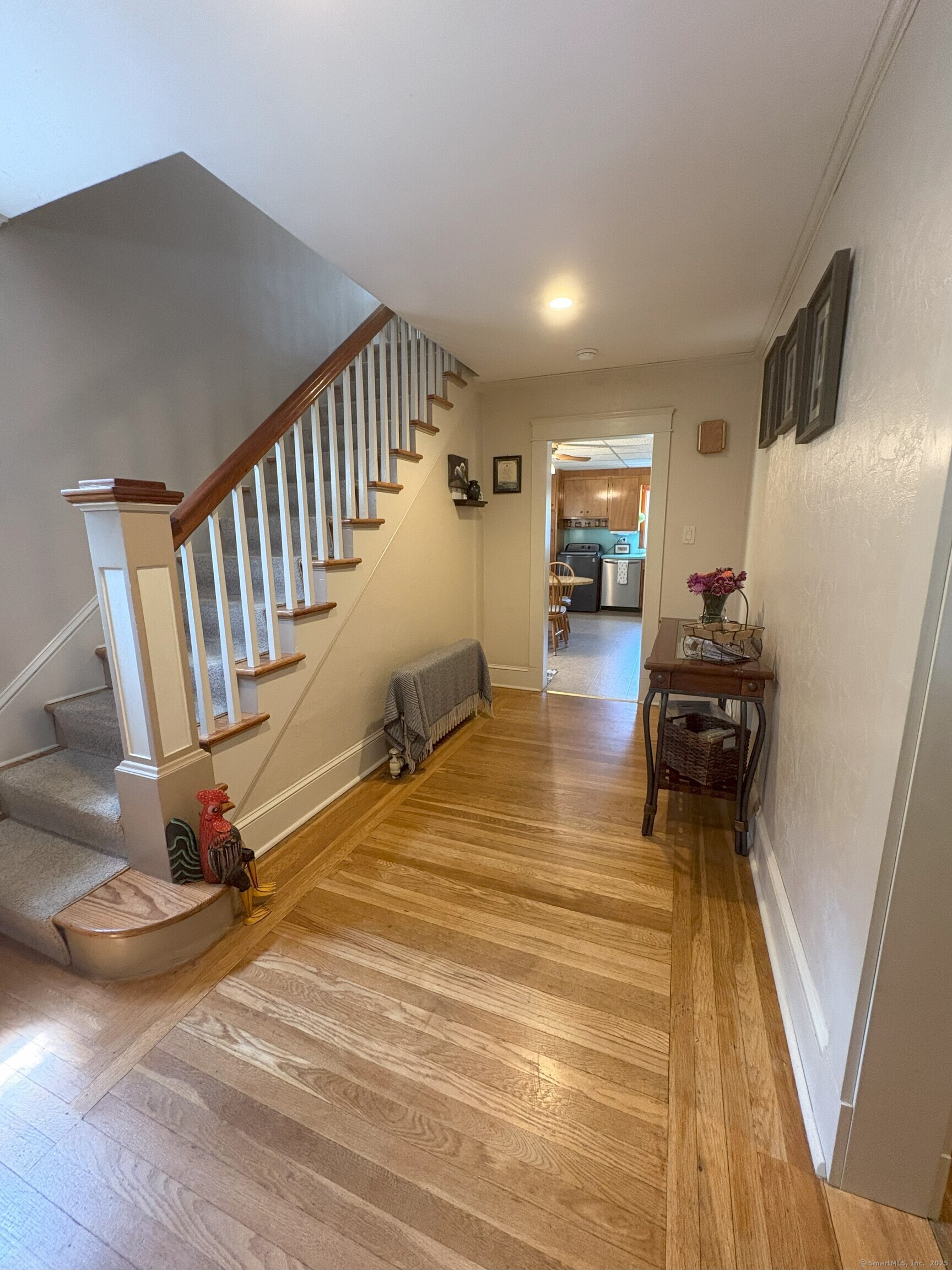 Norwich, Connecticut 06360, United States, 3 Bedrooms Bedrooms, ,1 BathroomBathrooms,Residential,Active,189562