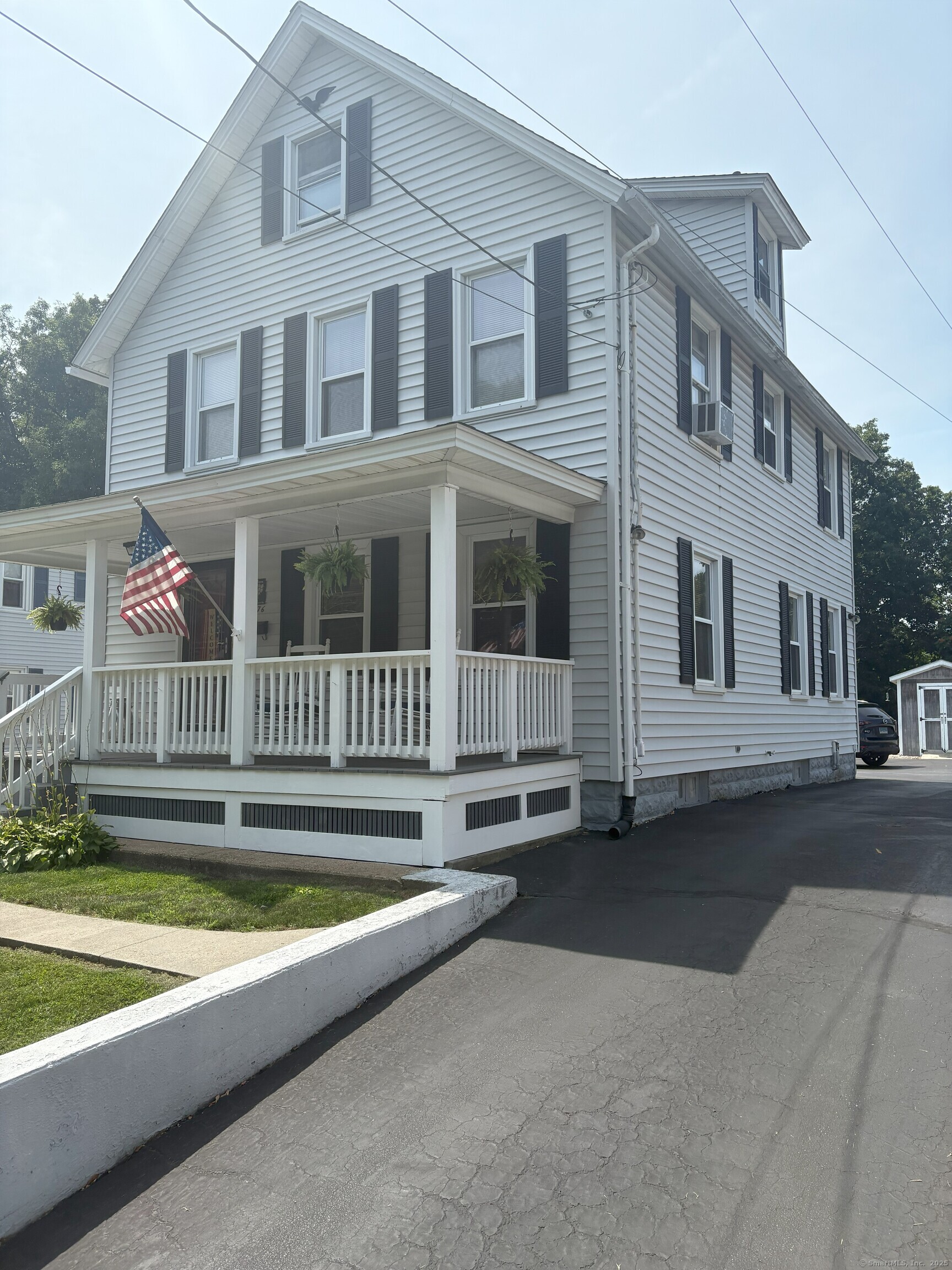 Norwich, Connecticut 06360, United States, 3 Bedrooms Bedrooms, ,1 BathroomBathrooms,Residential,Active,189562