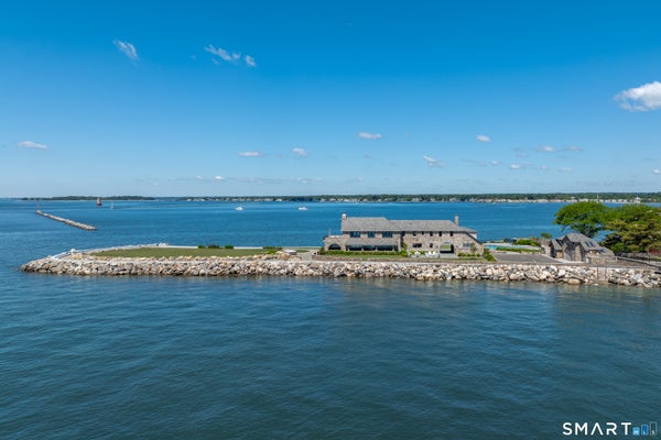 123 SADDLE ROCK RD, STAMFORD, CT 06902 - Image 4fcc015700fecb8aa8ba2fea6cebae16/3315515239