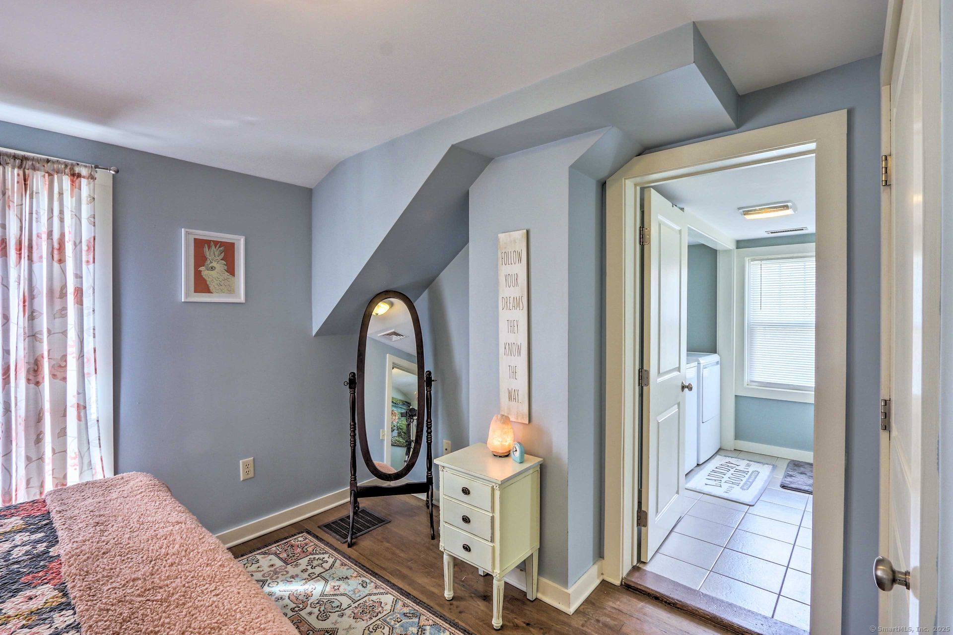 Waterford, Connecticut 06385, United States, 2 Bedrooms Bedrooms, ,2 BathroomsBathrooms,Residential,Pending,191868