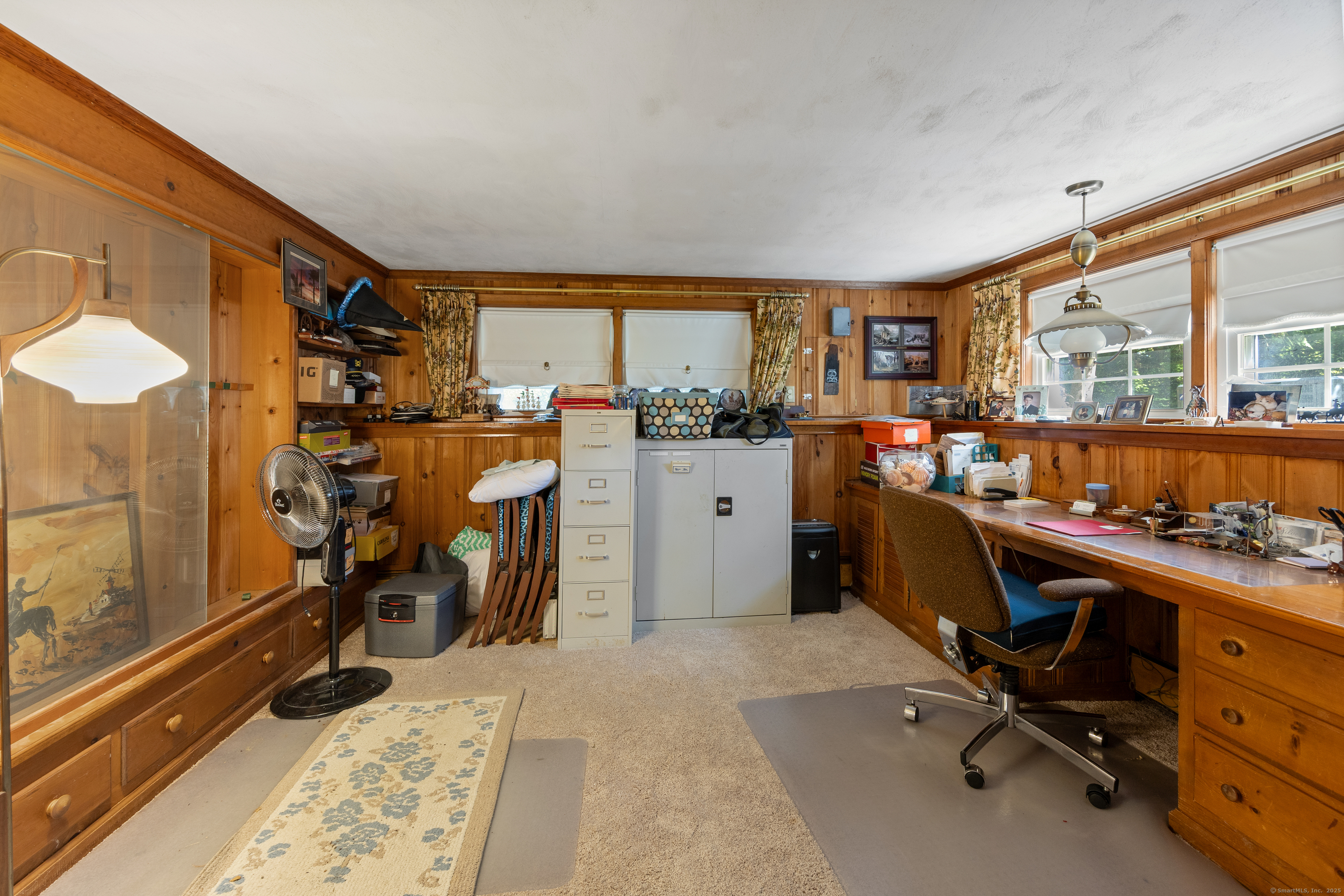 North Haven, Connecticut 06473, United States, 4 Bedrooms Bedrooms, ,3 BathroomsBathrooms,Residential,Pending,210035