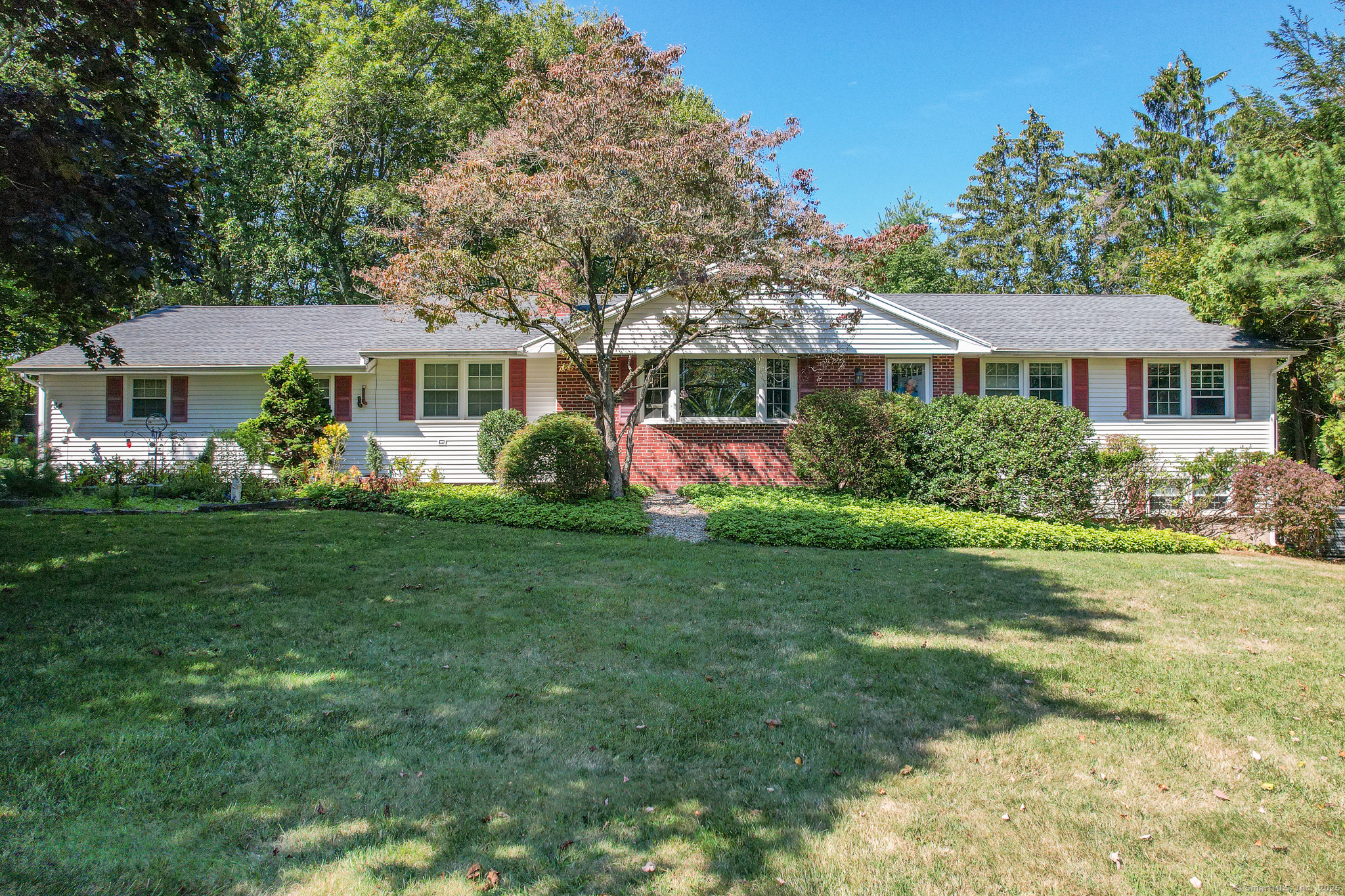 North Haven, Connecticut 06473, United States, 4 Bedrooms Bedrooms, ,3 BathroomsBathrooms,Residential,Pending,210035 North Haven, Connecticut 06473, United States, 4 Bedrooms Bedrooms, ,3 BathroomsBathrooms,Residential,Pending,210035