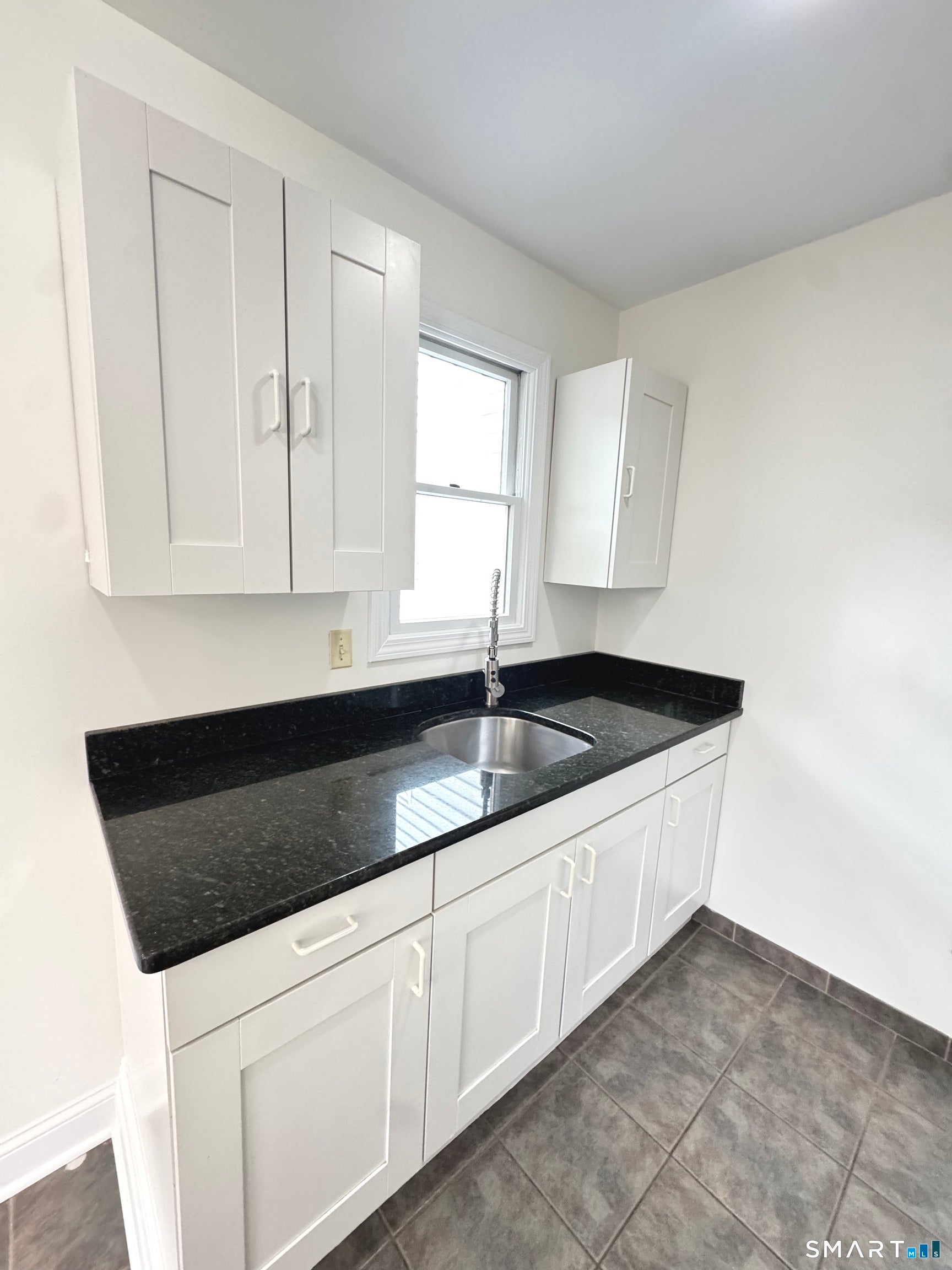 93 New Canaan Avenue 1A