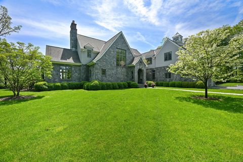 19 Fawn Lane New Canaan CT 06840