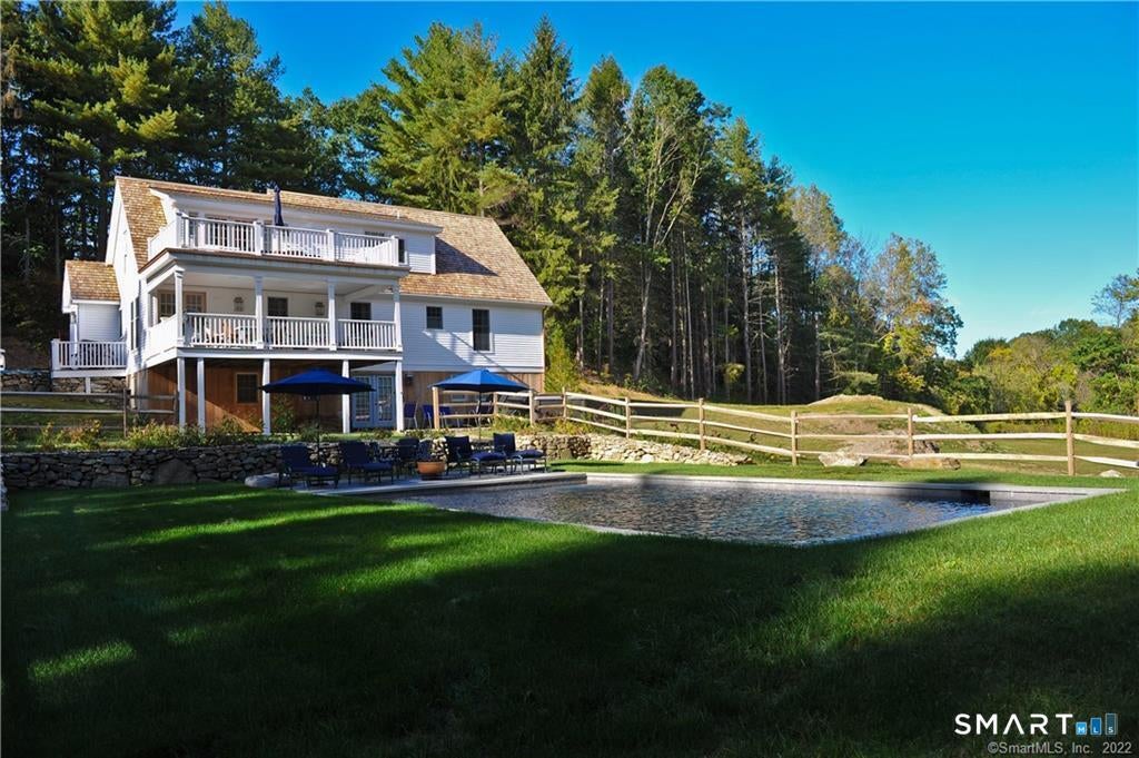 51 Senff Road