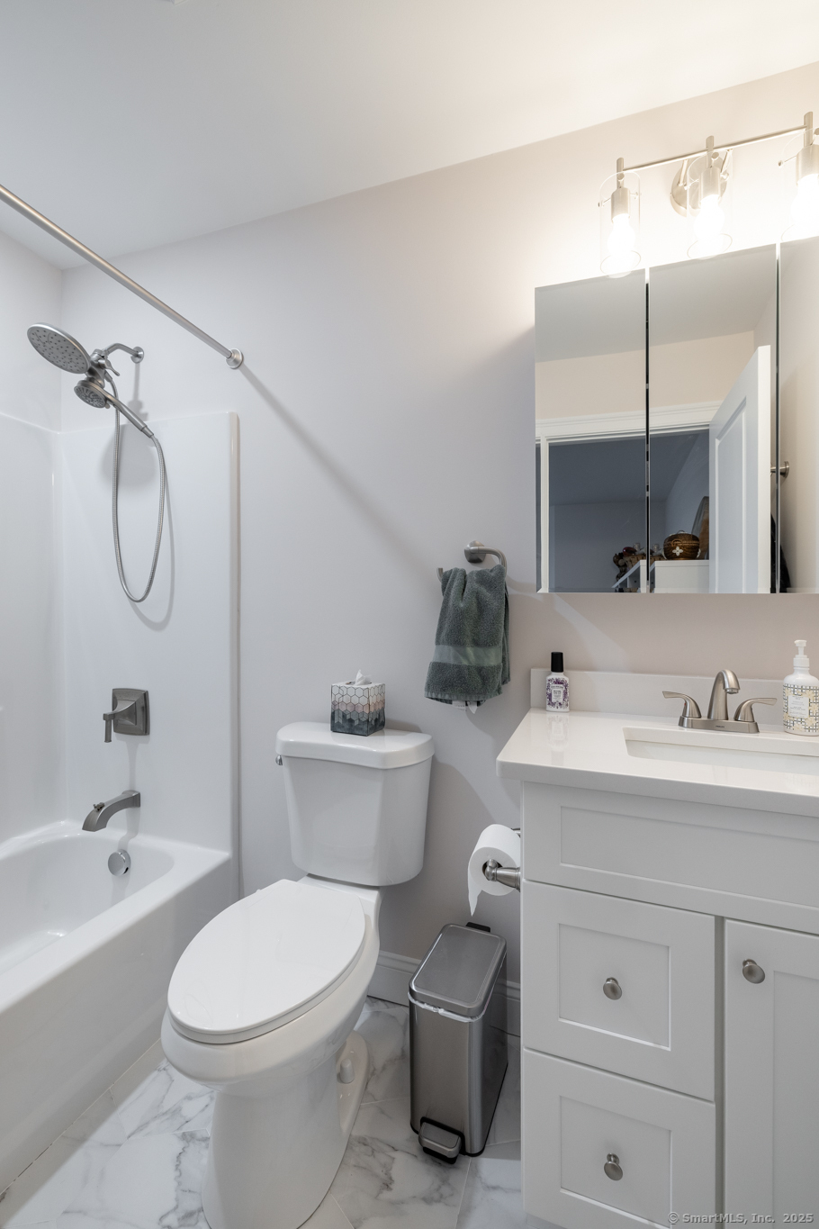 21 Summer Brook Way, Seymour, Connecticut image 25
