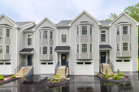 21 Summer Brook Way Seymour CT 06483