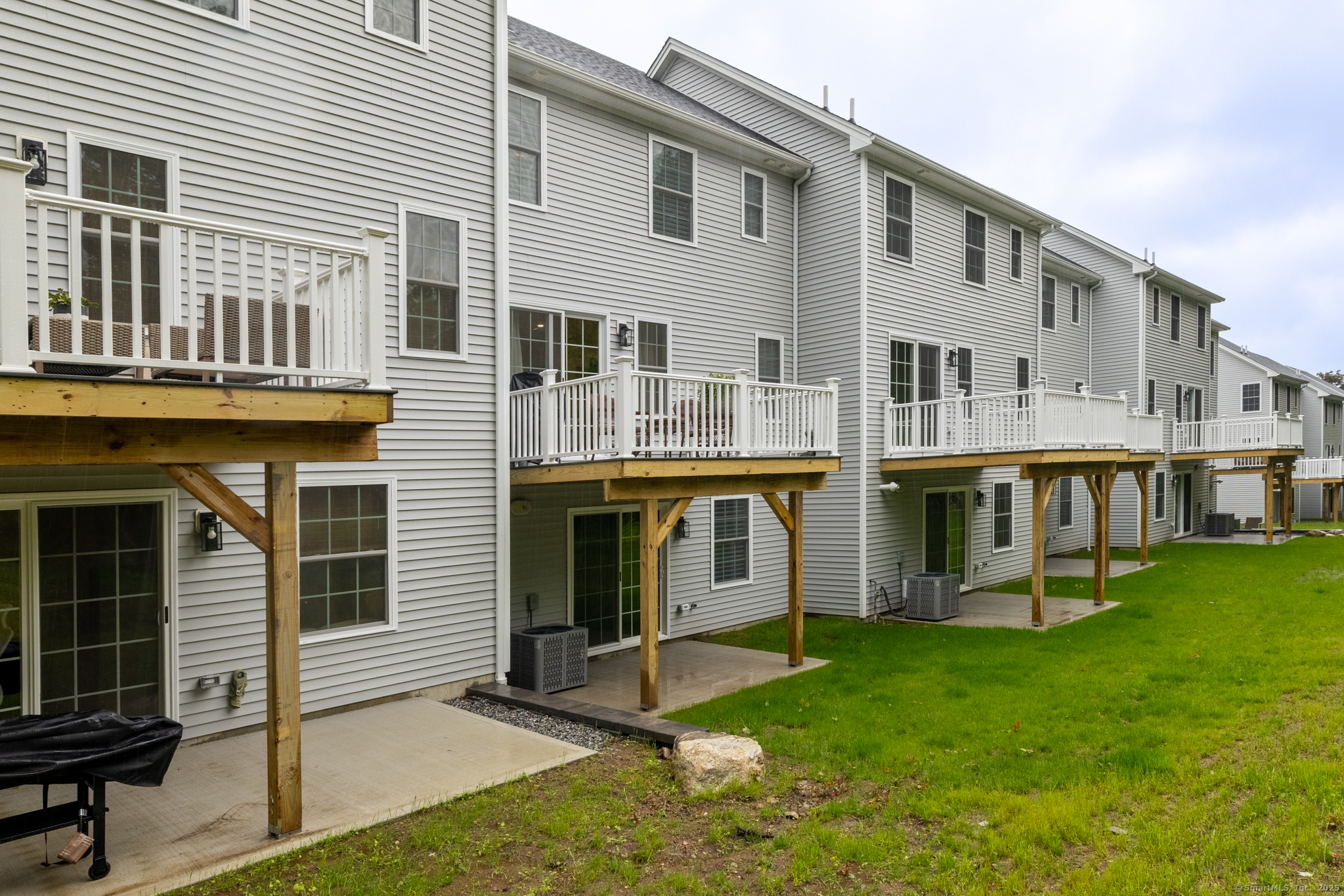 21 Summer Brook Way, Seymour, Connecticut image 35