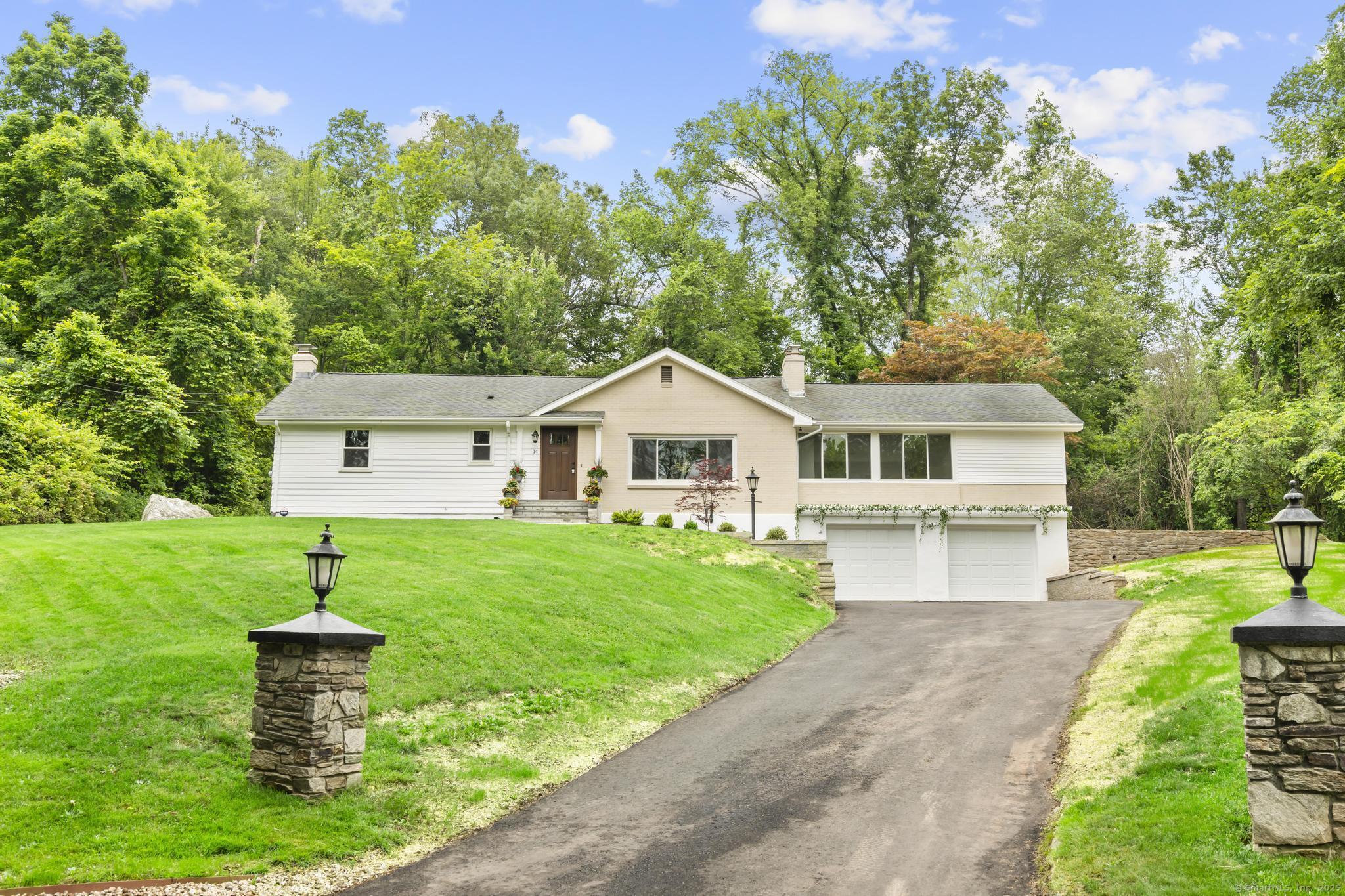 14 Pine Tree Lane