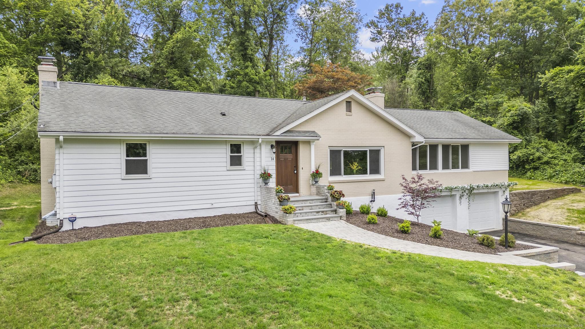 14 Pine Tree Lane