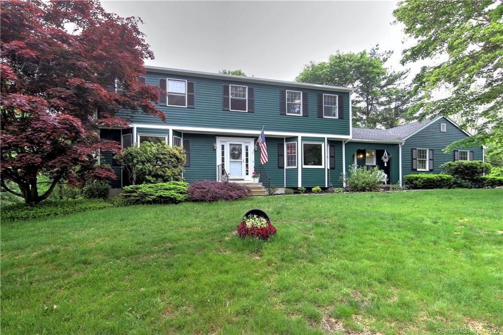 Photo 1 of 20 Doe Hollow Drive, Trumbull, Connecticut, $583,000, Web #: 170299894