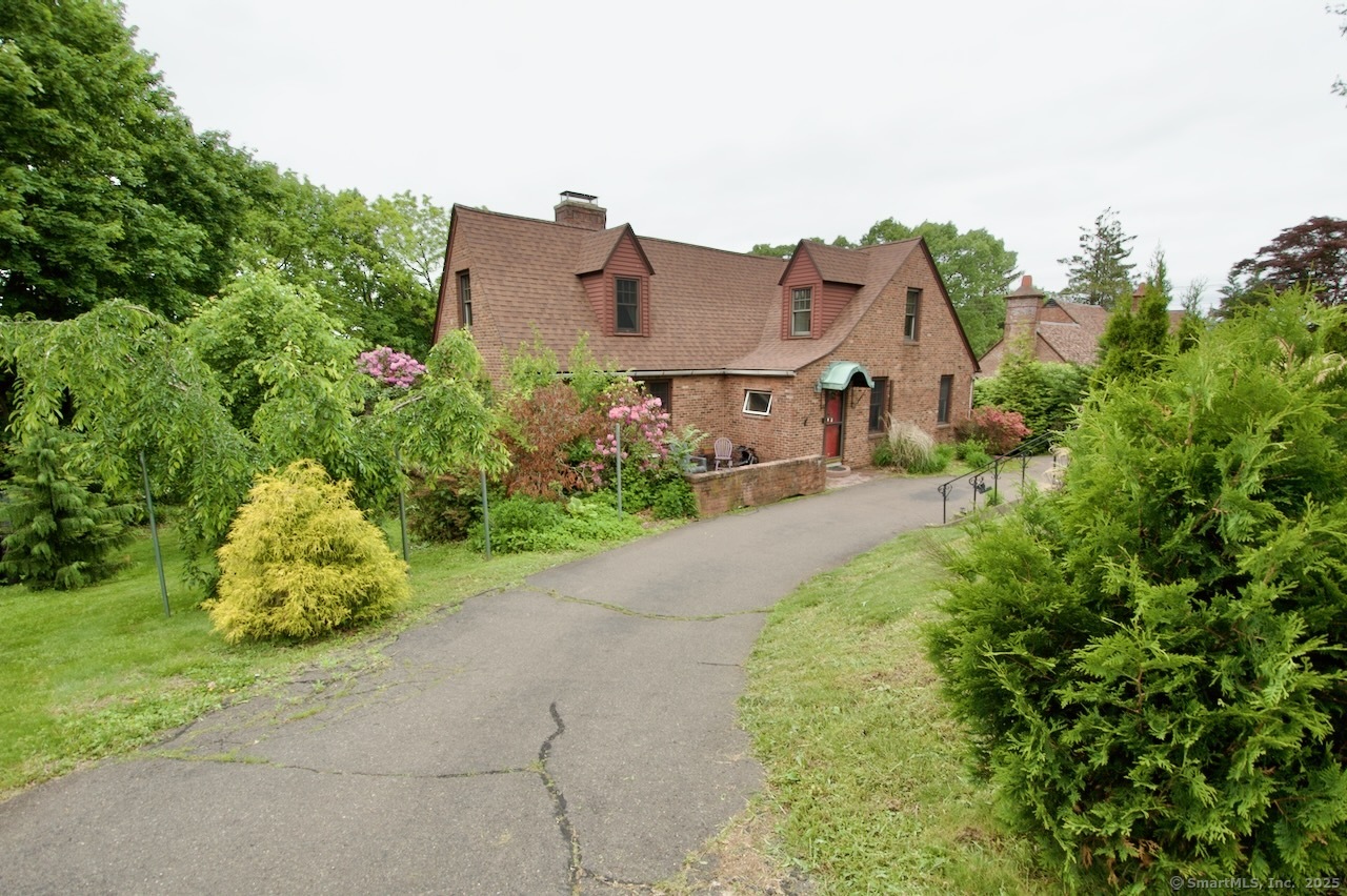 85 Hillcrest Terrace, Meriden, Connecticut image 2
