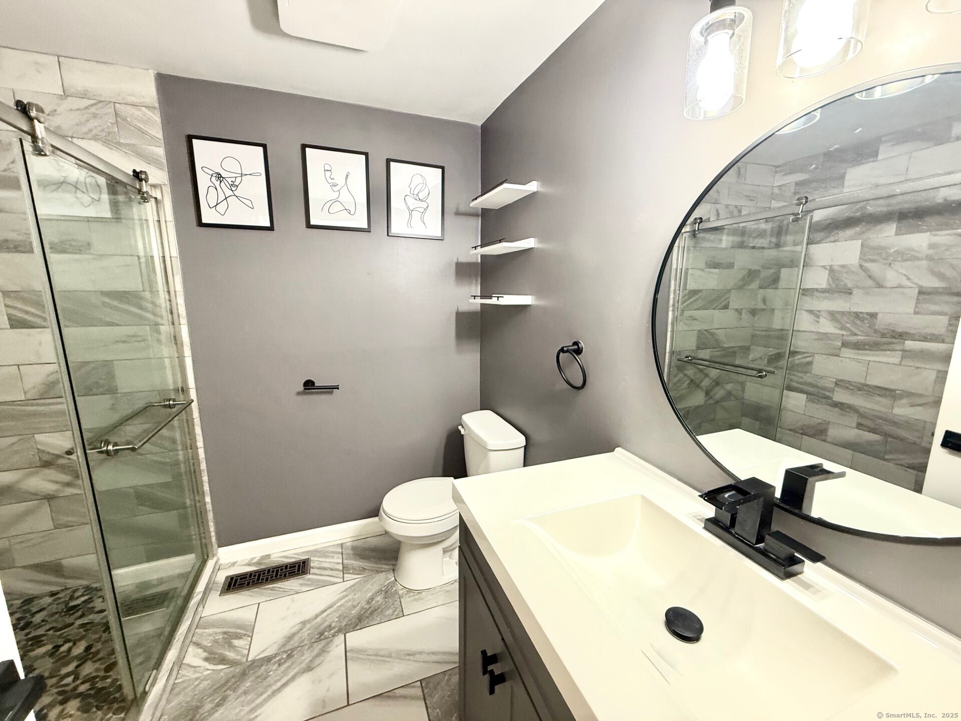 New Britain, Connecticut 06053, United States, 2 Bedrooms Bedrooms, ,1 BathroomBathrooms,Residential,Active,223843