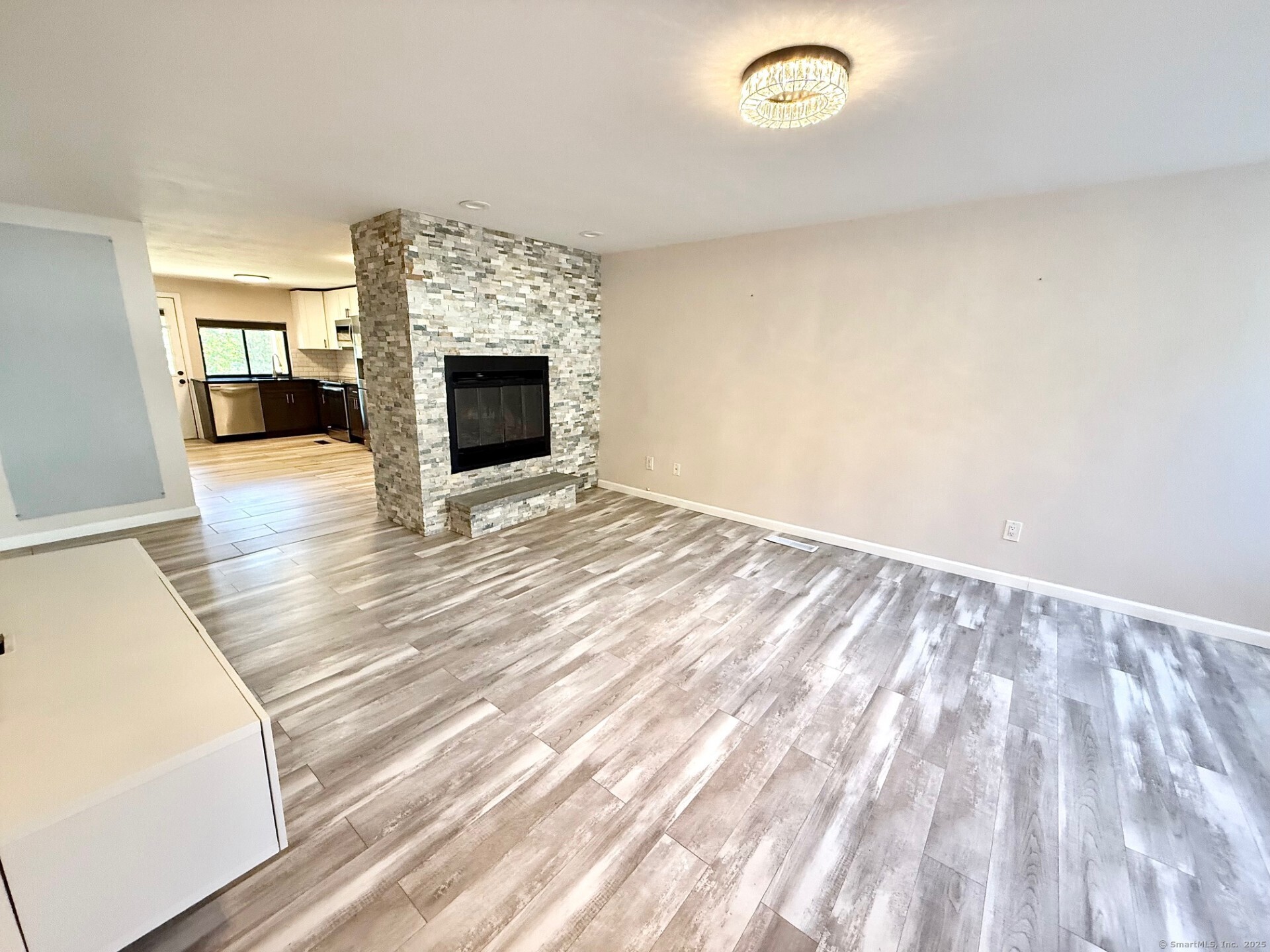 New Britain, Connecticut 06053, United States, 2 Bedrooms Bedrooms, ,1 BathroomBathrooms,Residential,Active,223843