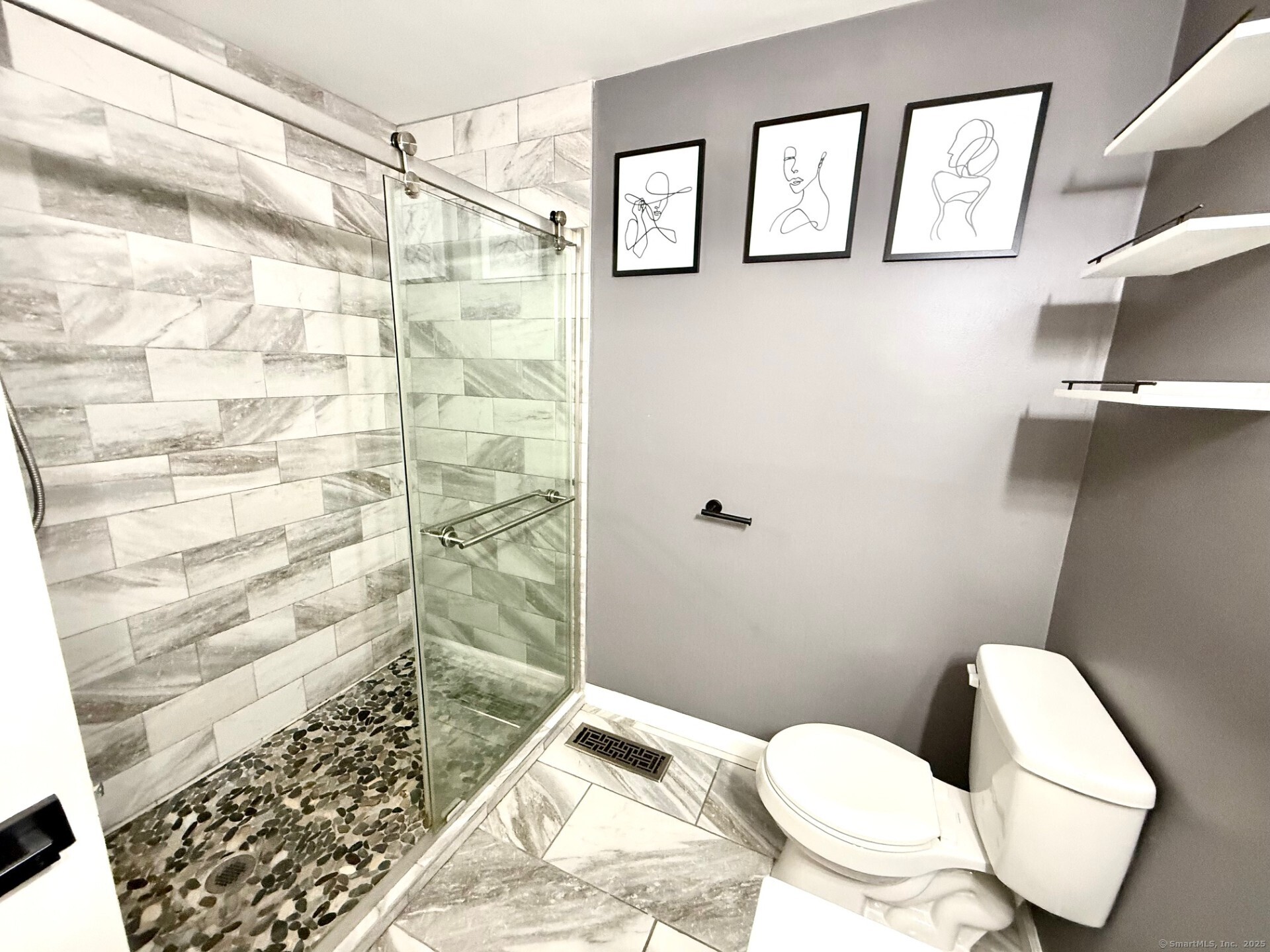 New Britain, Connecticut 06053, United States, 2 Bedrooms Bedrooms, ,1 BathroomBathrooms,Residential,Active,223843