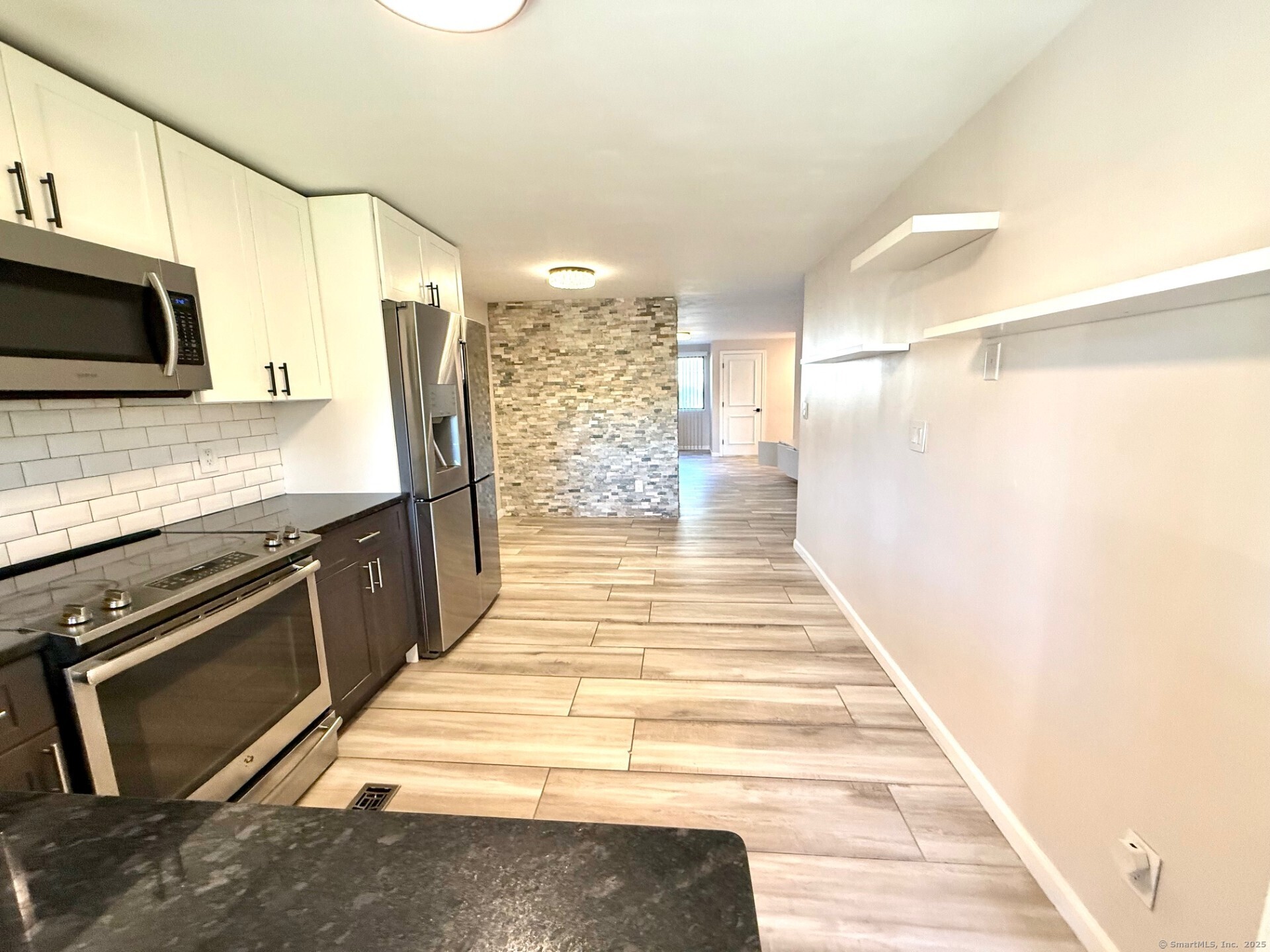 New Britain, Connecticut 06053, United States, 2 Bedrooms Bedrooms, ,1 BathroomBathrooms,Residential,Active,223843