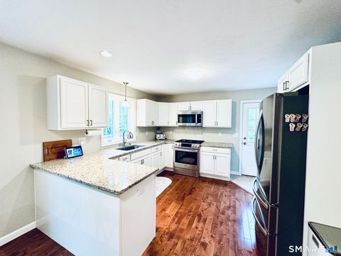 Tiny photo for 29 Logan Lane, Thompson, CT 06277 (MLS # 24174540)