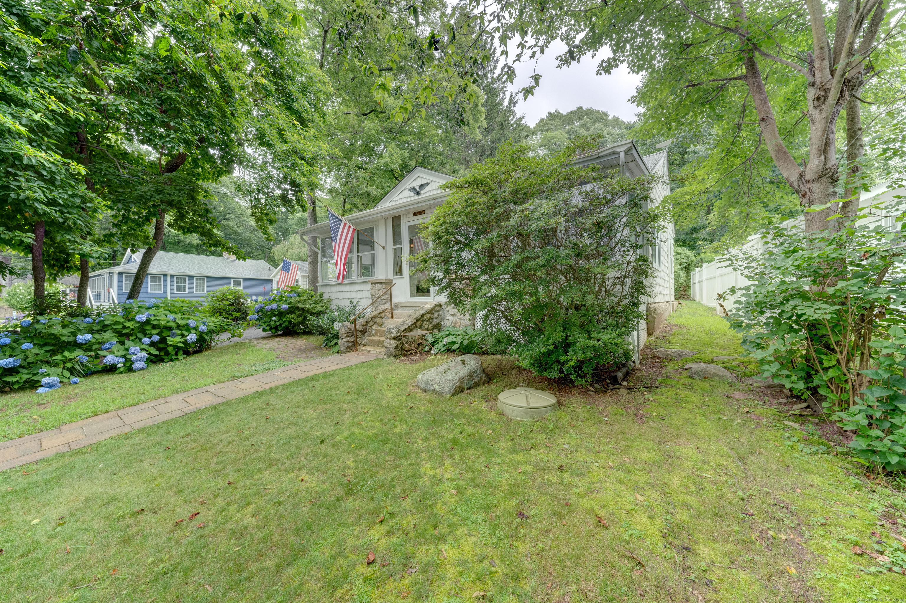285 Deepwood Drive, Lebanon, Connecticut image 4