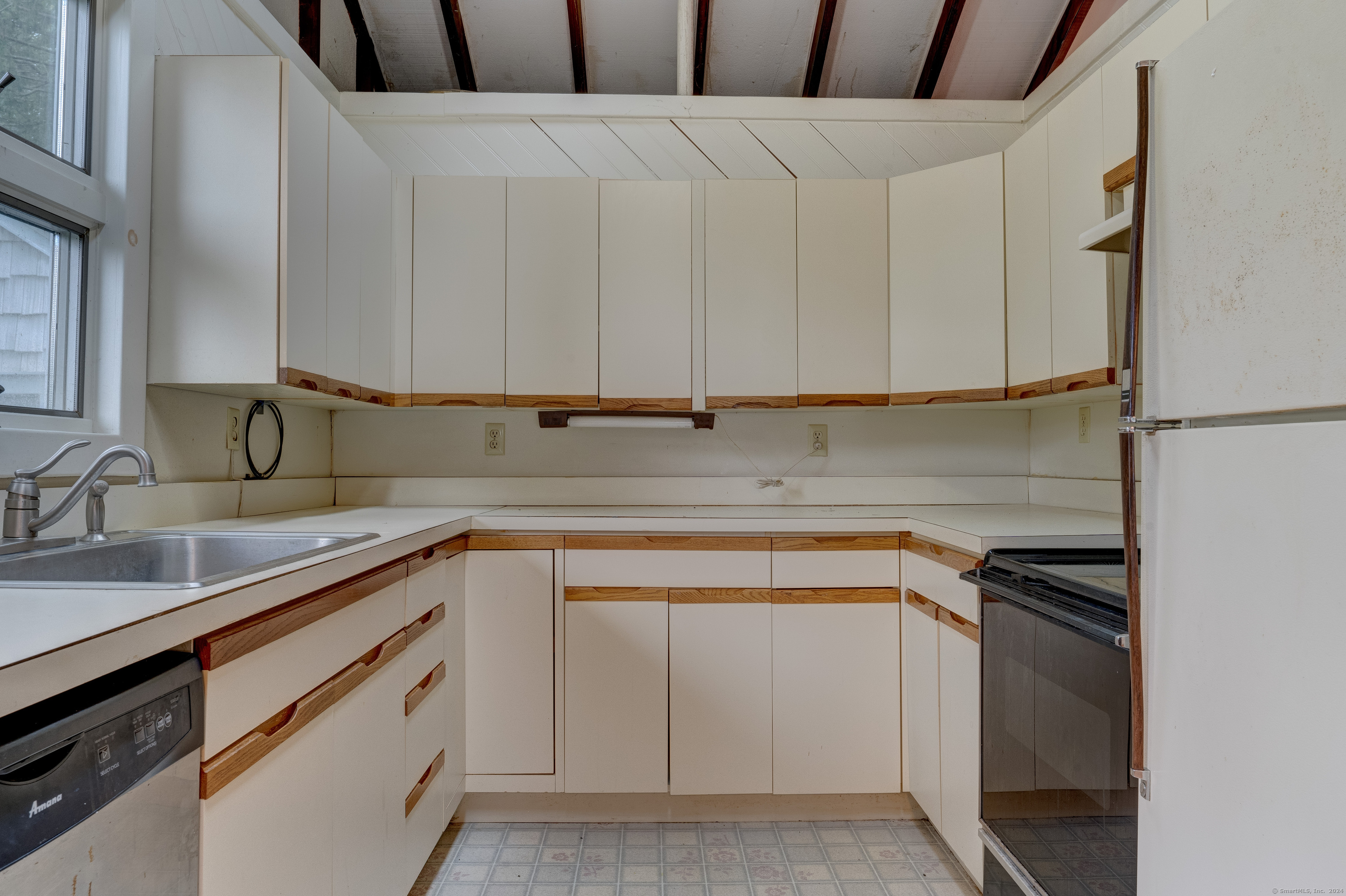 285 Deepwood Drive, Lebanon, Connecticut image 24
