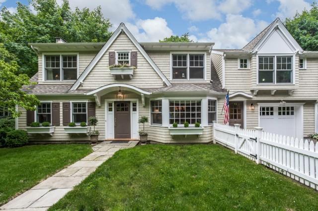 Photo 1 of 6 Hillcrest Avenue, Darien, Connecticut, $1,417,500, Web #: 99109888