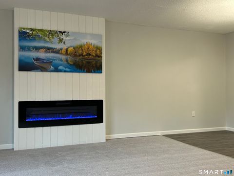 Tiny photo for 111 Sutton Place #111, Bloomfield, CT 06002 (MLS # 24145516)