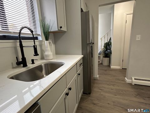 Tiny photo for 111 Sutton Place #111, Bloomfield, CT 06002 (MLS # 24145516)