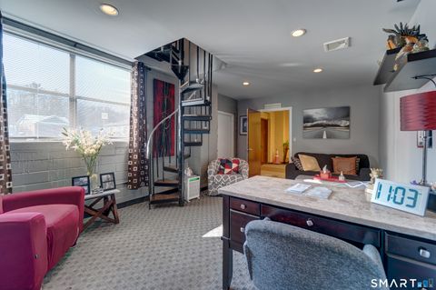 Tiny photo for 325 Treadwell Street #B5, Hamden, CT 06514 (MLS # 24154071)