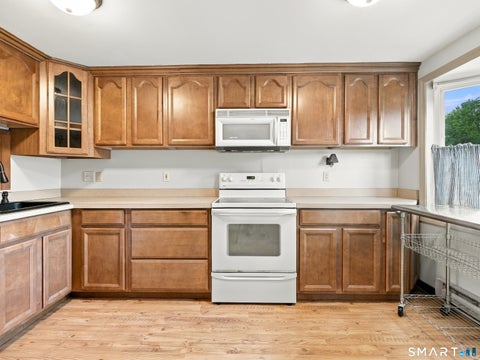 Tiny photo for 15 Rising Trail Drive #15, Middletown, CT 06457 (MLS # 24209015)