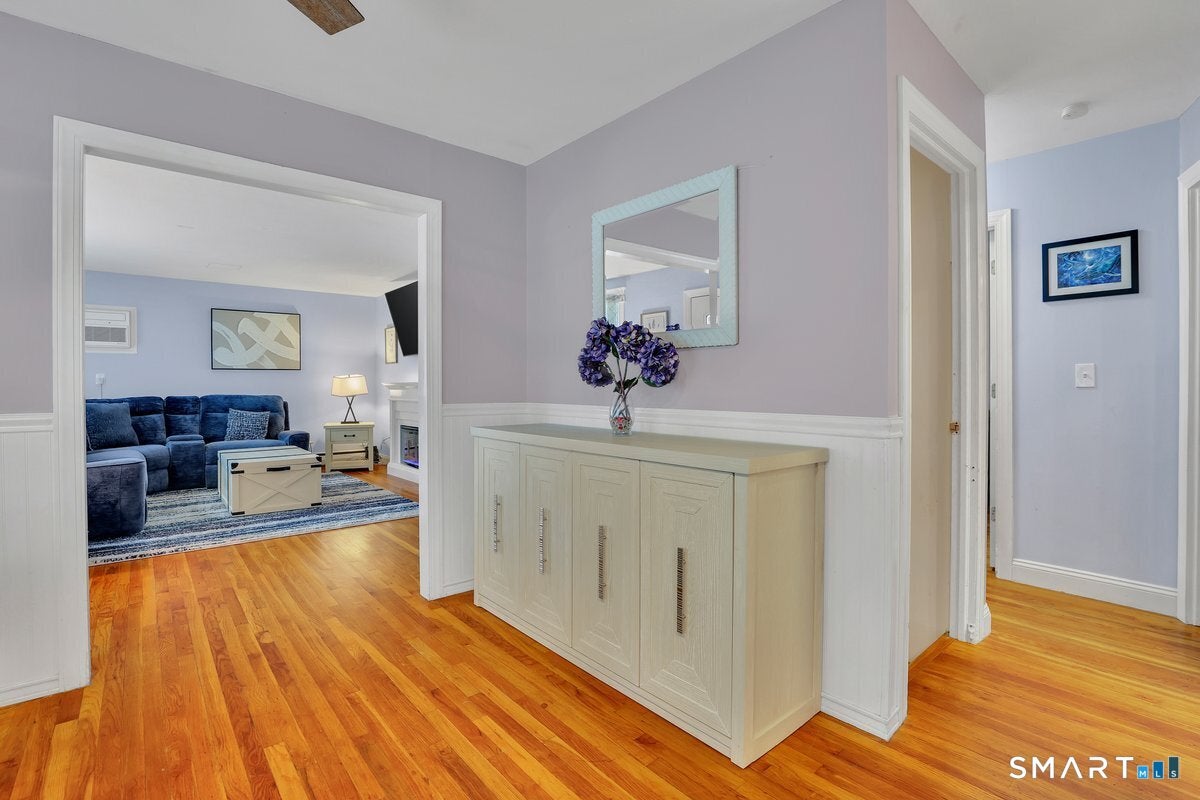 25 Pine Tree Lane